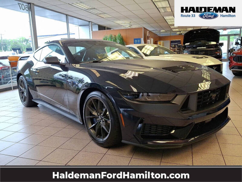 2025 Ford Mustang Dark Horse