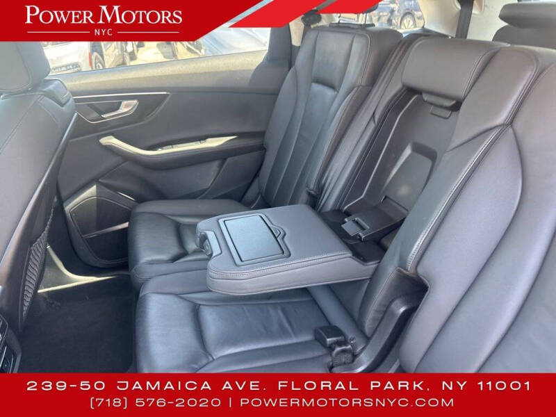 2023 Audi Q7 quattro Premium Plus 55 TFSI