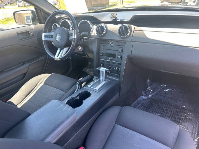 2006 Ford Mustang V6 Premium