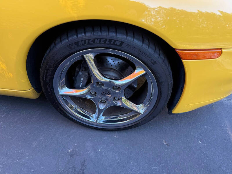 2001 Porsche 911 Carrera