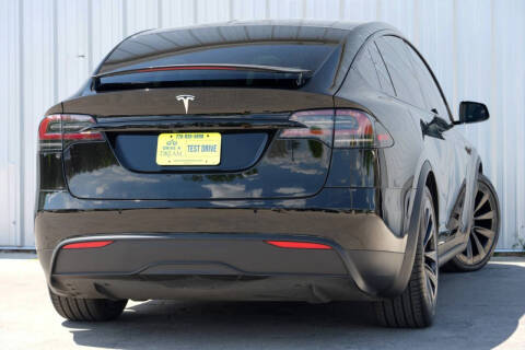 2023 Tesla Model X Standard Range