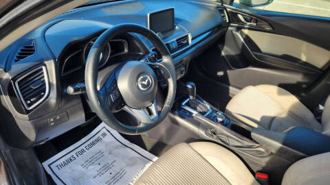 2016 Mazda MAZDA3 i Touring