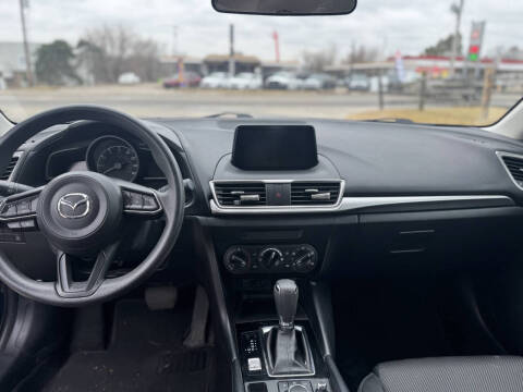 2017 Mazda MAZDA3 Sport