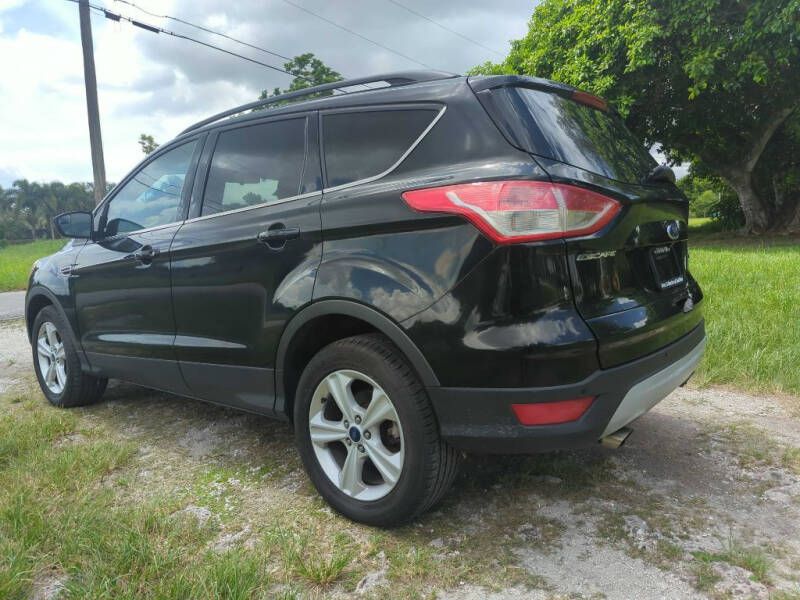 2016 Ford Escape SE