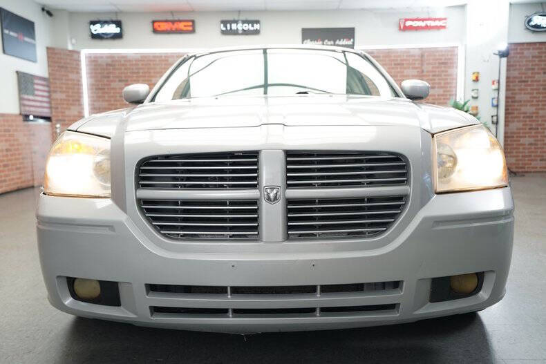 2005 Dodge Magnum RT