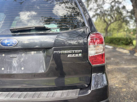 2015 Subaru Forester 2.5i