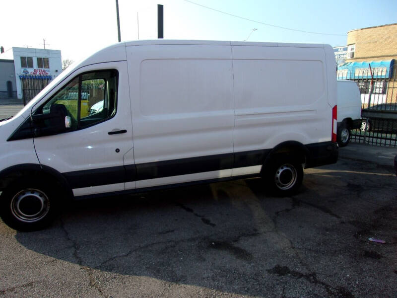 Used 2015 Ford Transit Base with VIN 1FTNR2CM9FKA04499 for sale in Detroit, MI