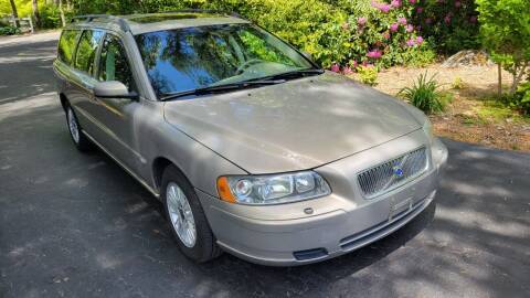 2005 Volvo V70 for sale at MY USED VOLVO in Lakeville MA