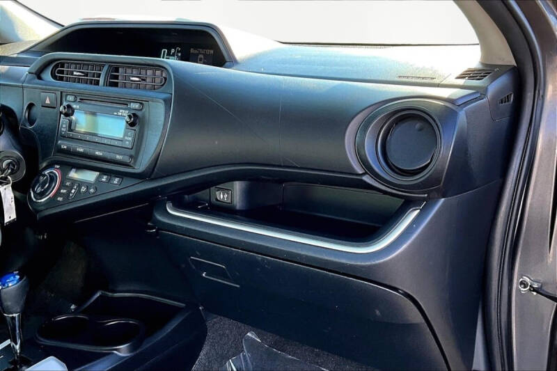 2014 Toyota Prius c One