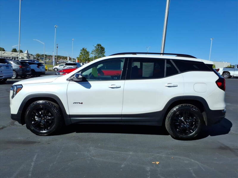 2024 GMC Terrain AT4
