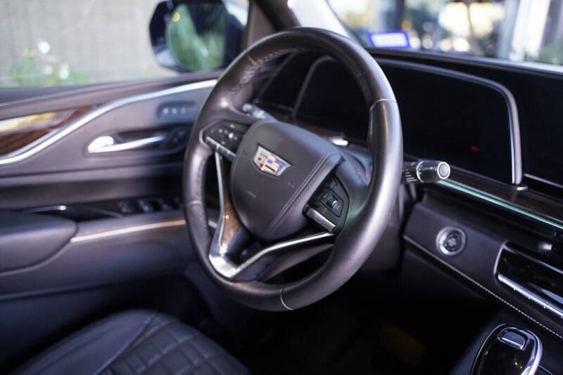 2022 Cadillac Escalade Sport Platinum