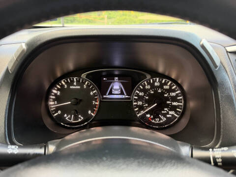 2017 Nissan Pathfinder Platinum