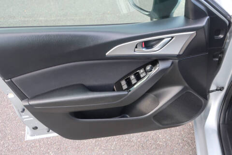 2018 Mazda MAZDA3 Sport