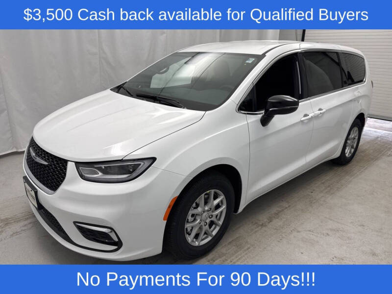 2026 Chrysler Pacifica Select