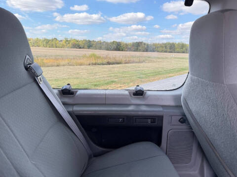 2010 Ford E-Series E-350 SD