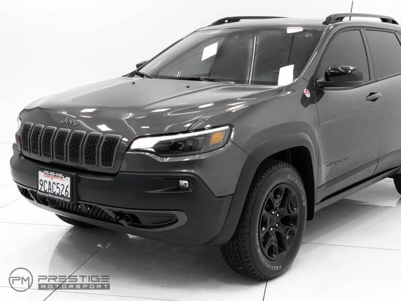 2022 Jeep Cherokee Trailhawk