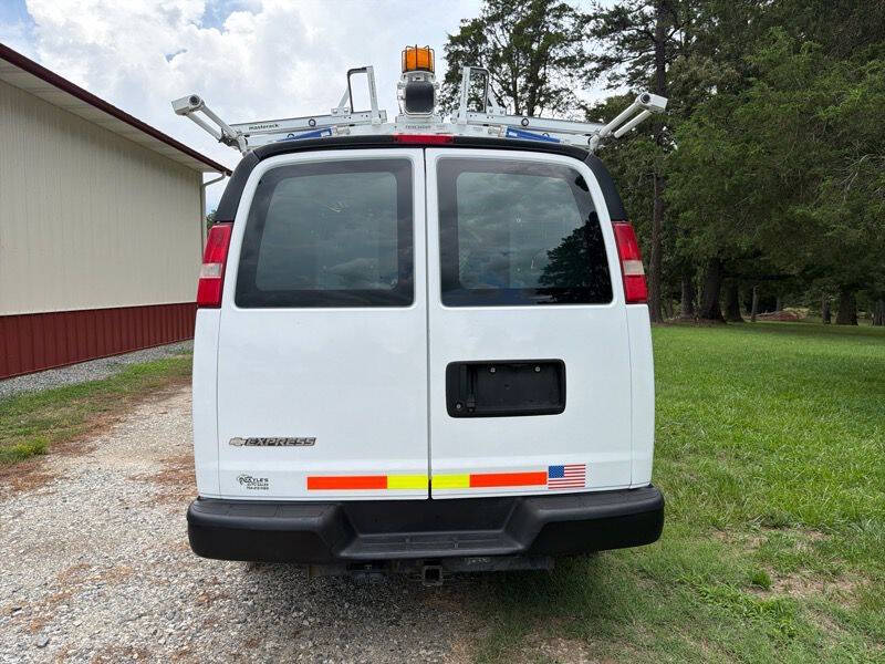 2017 Chevrolet Express 2500
