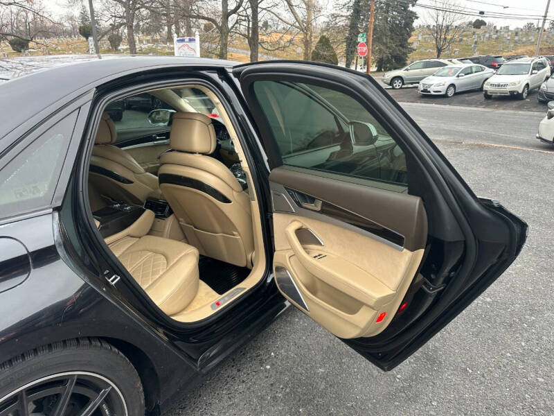 2015 Audi S8 4.0T quattro