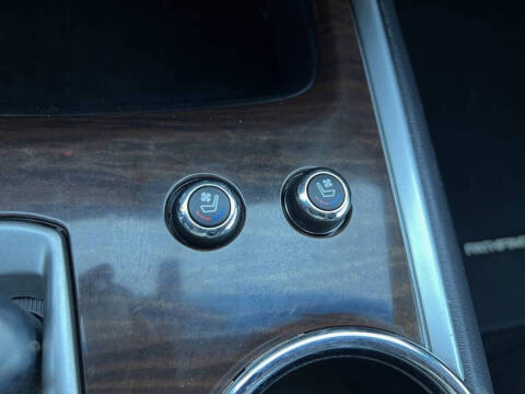 2015 Nissan Pathfinder Platinum