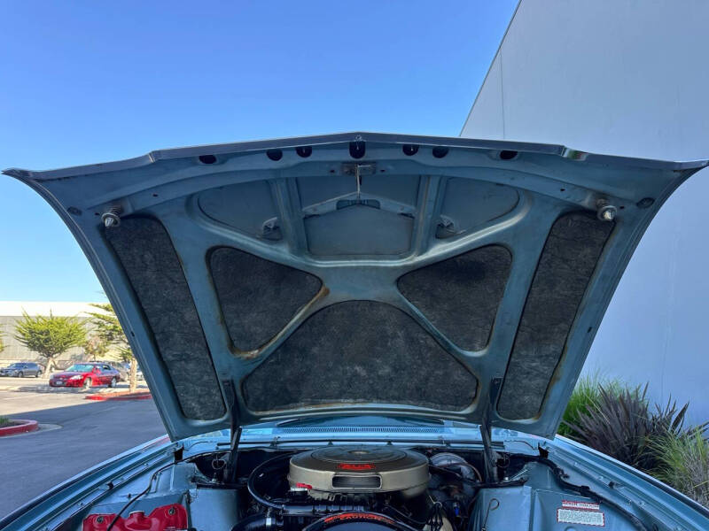 1963 Ford Thunderbird