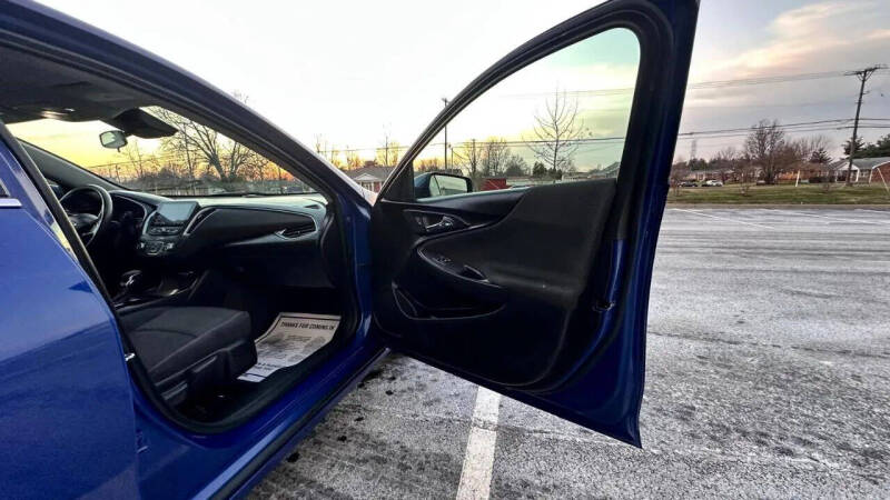 2023 Chevrolet Malibu RS