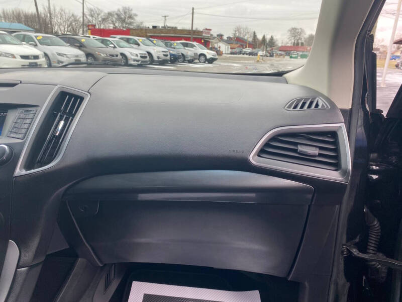 2015 Ford Edge SE