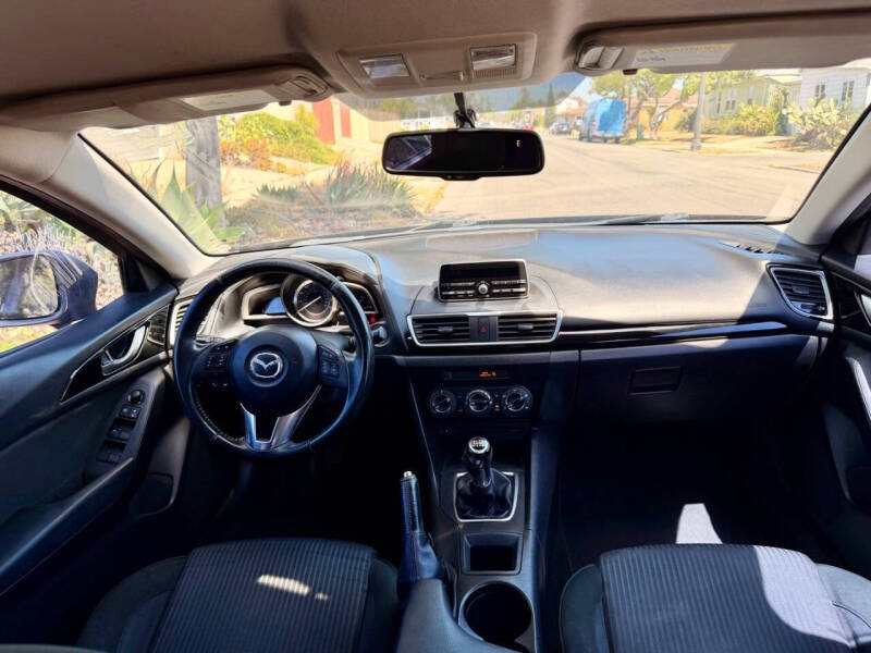 2014 Mazda MAZDA3 i Touring