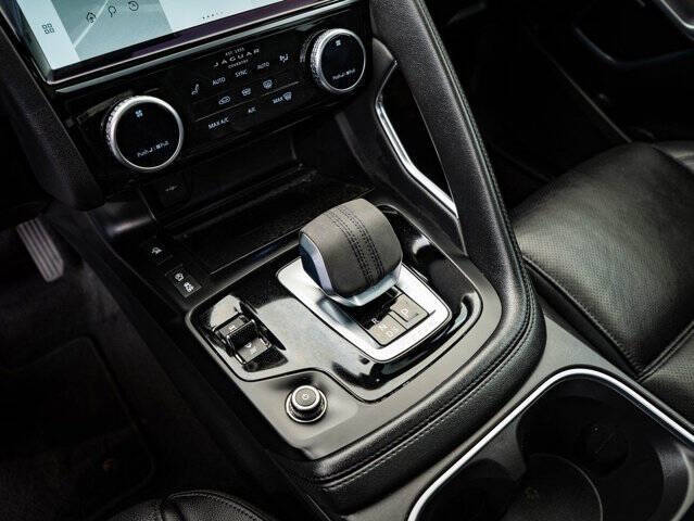 2022 Jaguar E-PACE P250 SE
