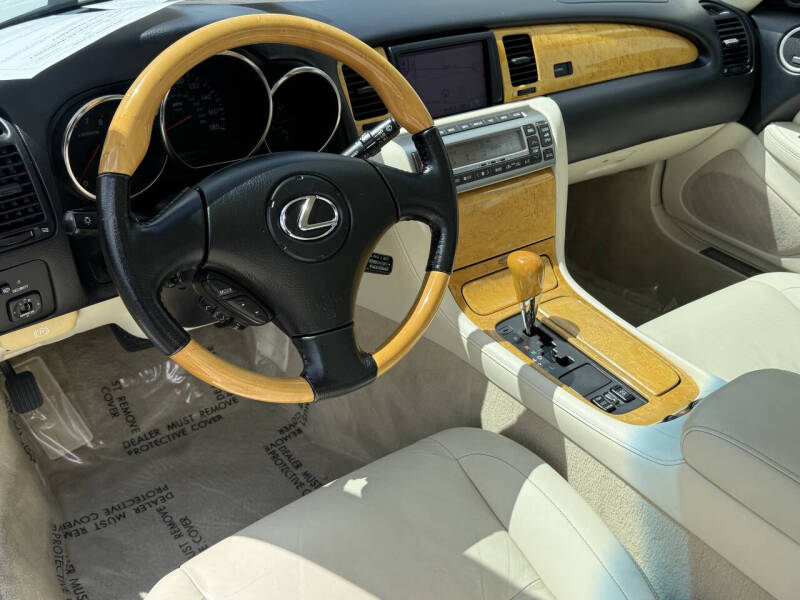 2002 Lexus SC 430