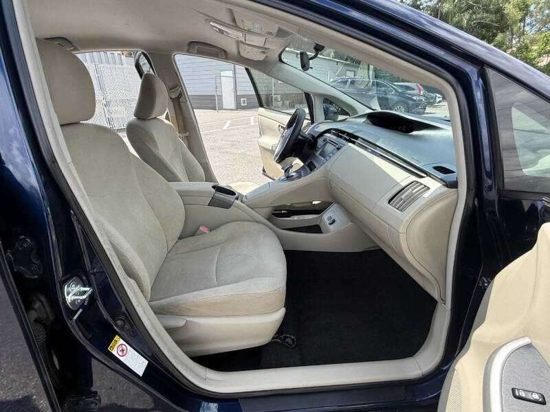 2014 Toyota Prius Two