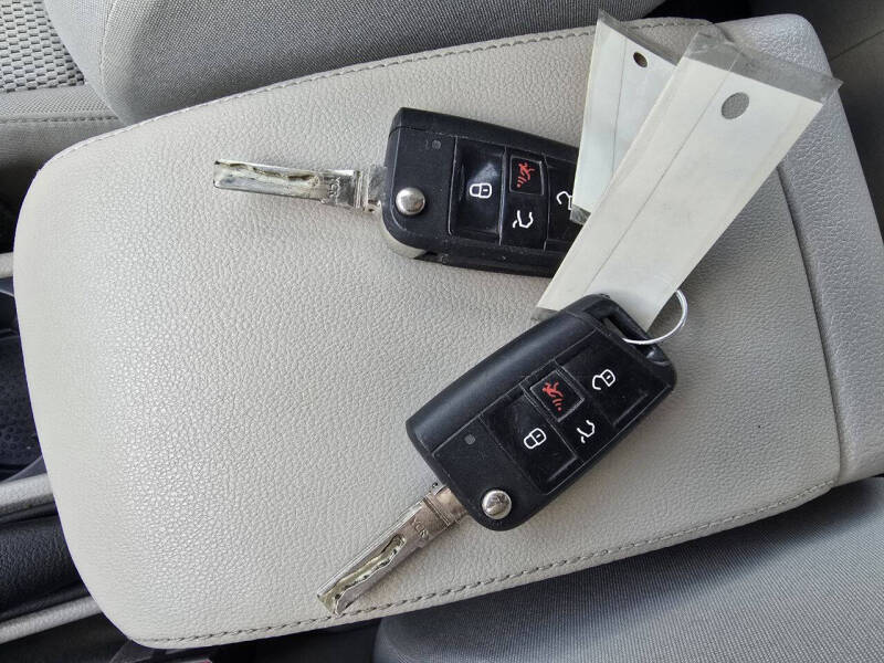 2016 Volkswagen Golf TSI S