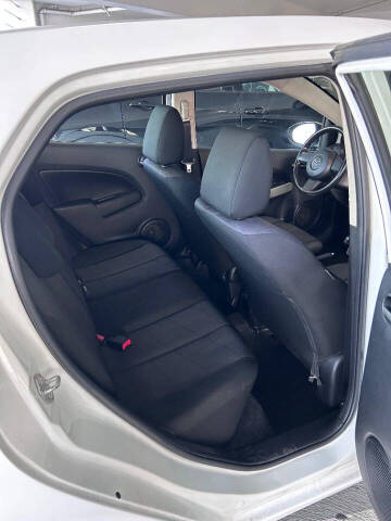 2014 Mazda MAZDA2 Sport