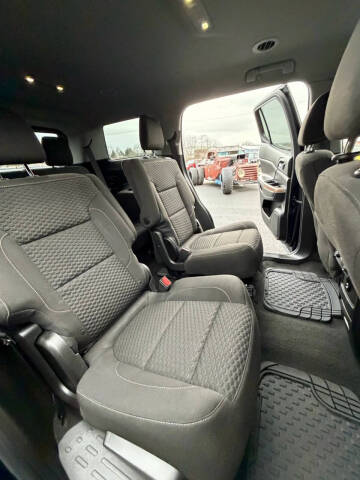 2017 GMC Acadia SLE-2