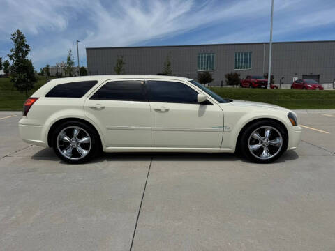 2005 Dodge Magnum RT