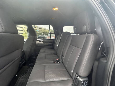 2017 Ford Expedition EL XLT