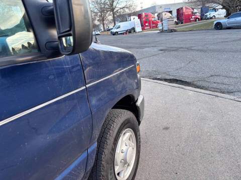 2008 Ford E-Series E-250