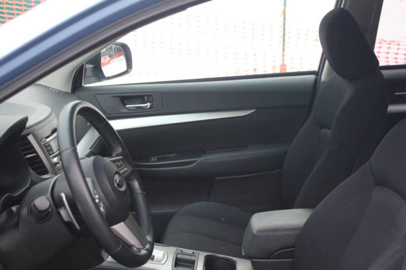 2011 Subaru Outback 2.5i Premium