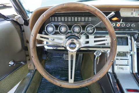 1964 Ford Thunderbird