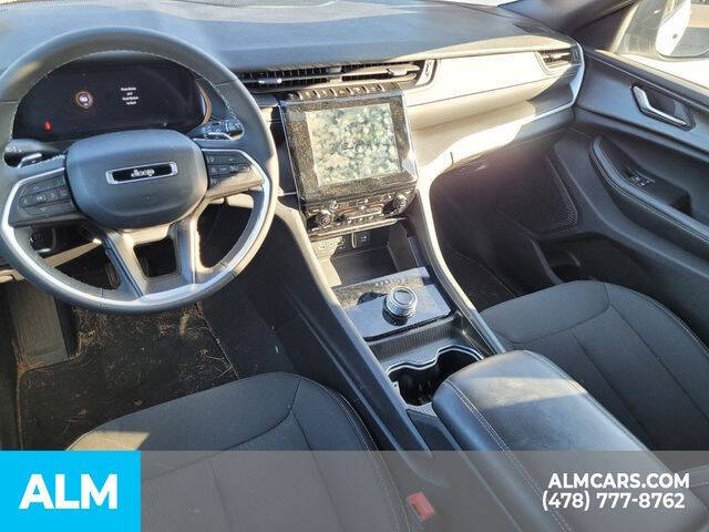 2024 Jeep Grand Cherokee L Laredo