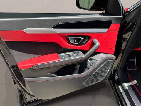 2020 Lamborghini Urus