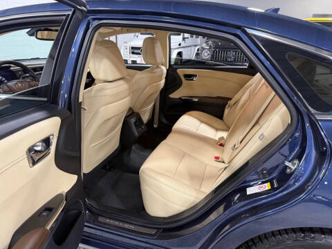 2018 Toyota Avalon Hybrid Limited