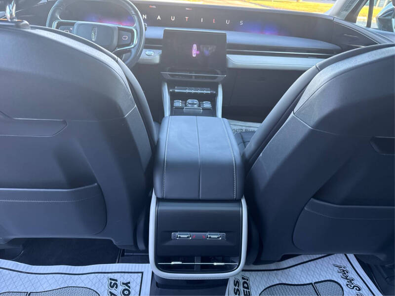 2024 Lincoln Nautilus Hybrid Reserve