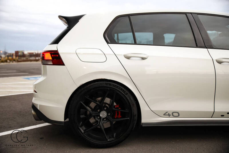 2023 Volkswagen Golf GTI 40th Anniversary Edition