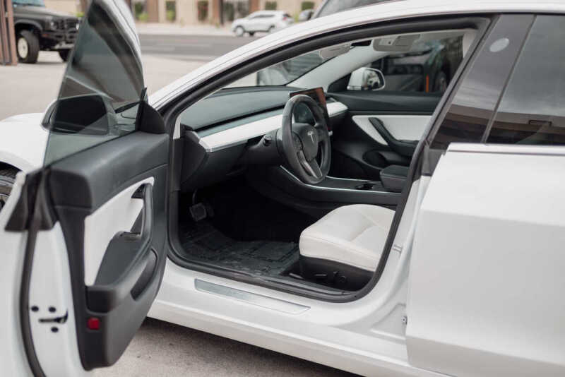 2019 Tesla Model 3 Long Range