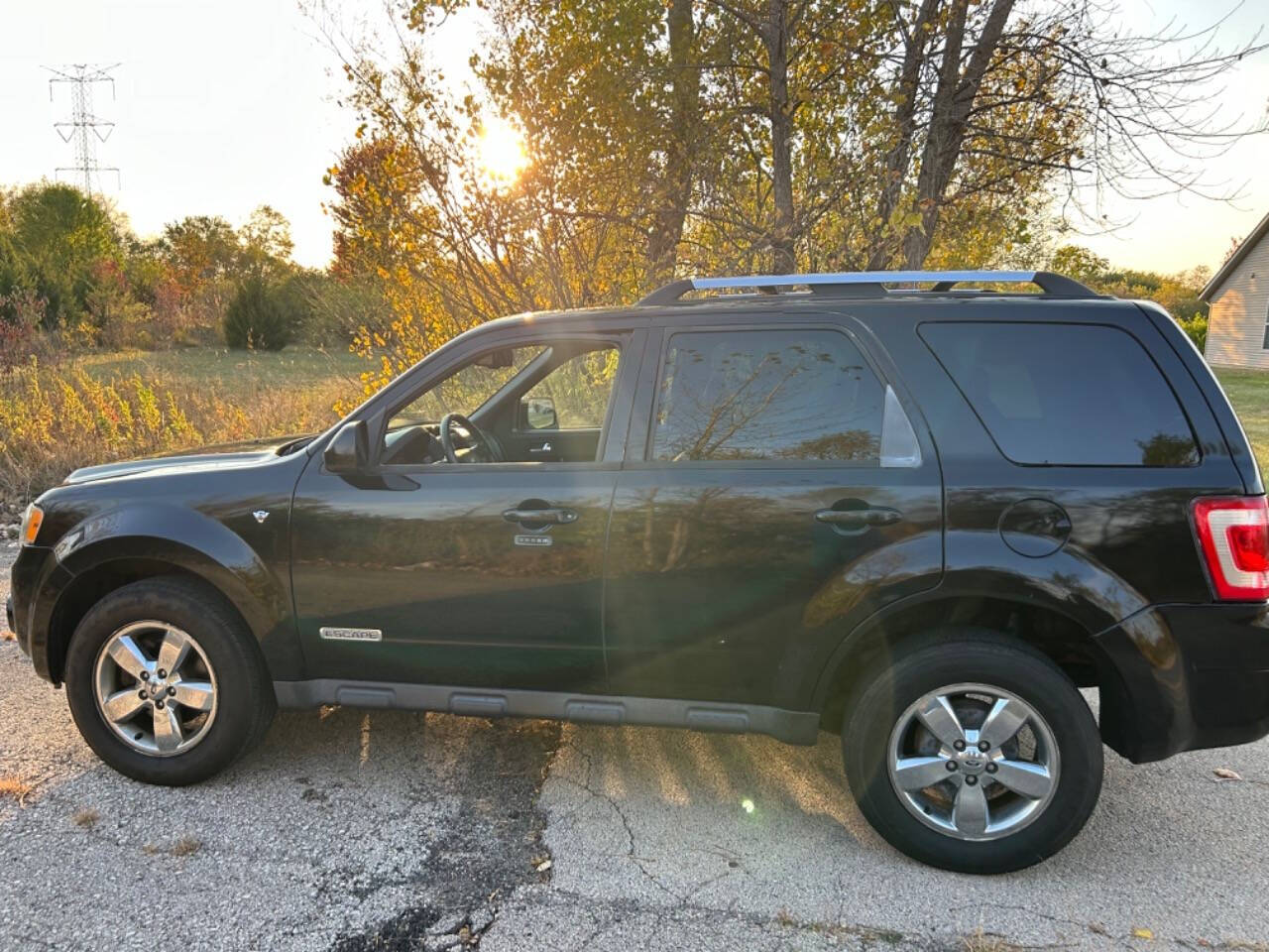 2008 Ford Escape for sale at Quality Cars Machesney Park in Machesney Park, IL