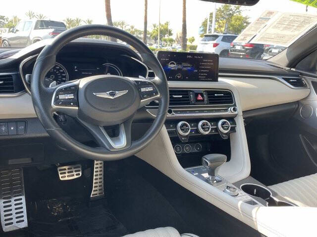 2023 Genesis G70