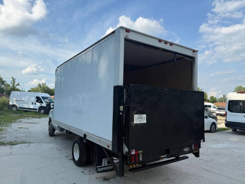 2016 Ford E-Series E-450 SD