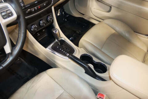2013 Chrysler 200 Limited