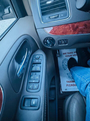 2016 Chrysler Town and Country Touring