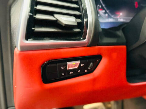 2022 BMW M8 Competition